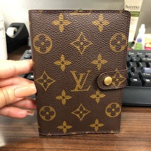 Louis Vuitton Agenda PM